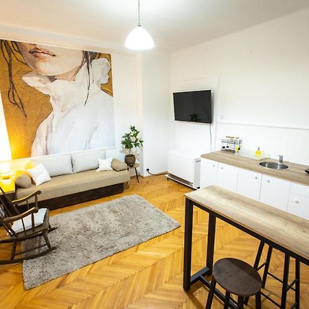 Lule Garden Apartment Белград Екстериор снимка